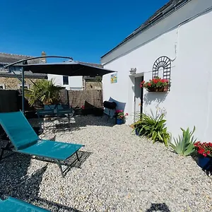 La Petite Maison, Penty Coeur De Village , Séné France